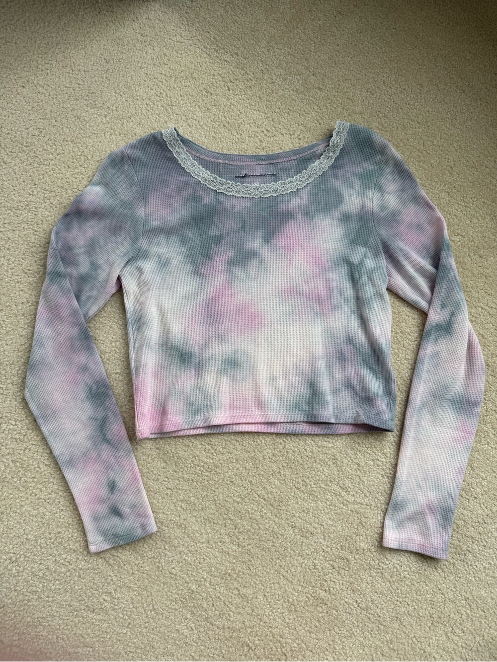 American Eagle Tie-Dye Long Sleeve Lace-Trim Crop Top